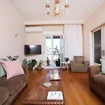 Luccil's Downtown Apartament