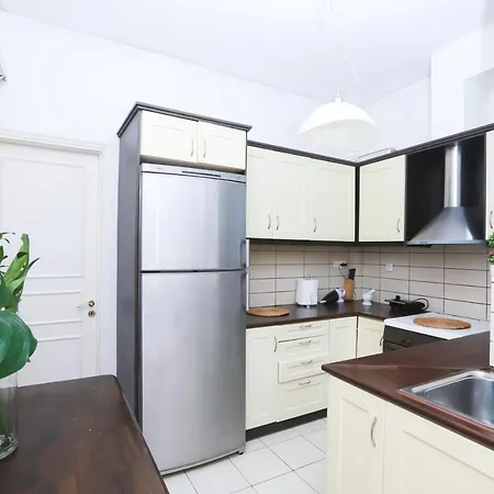 Luccil's Downtown Apartment *